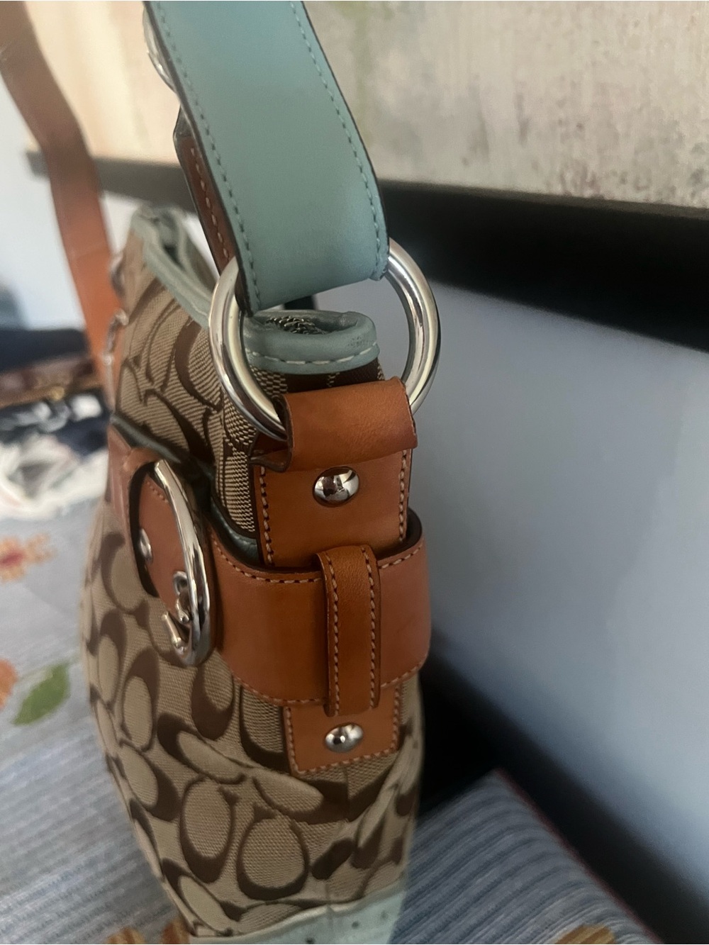 VINTAGE Coach SoHo Slim Convertible in Signature Canvas and Blue Suede 2004 - Picture 4 of 14